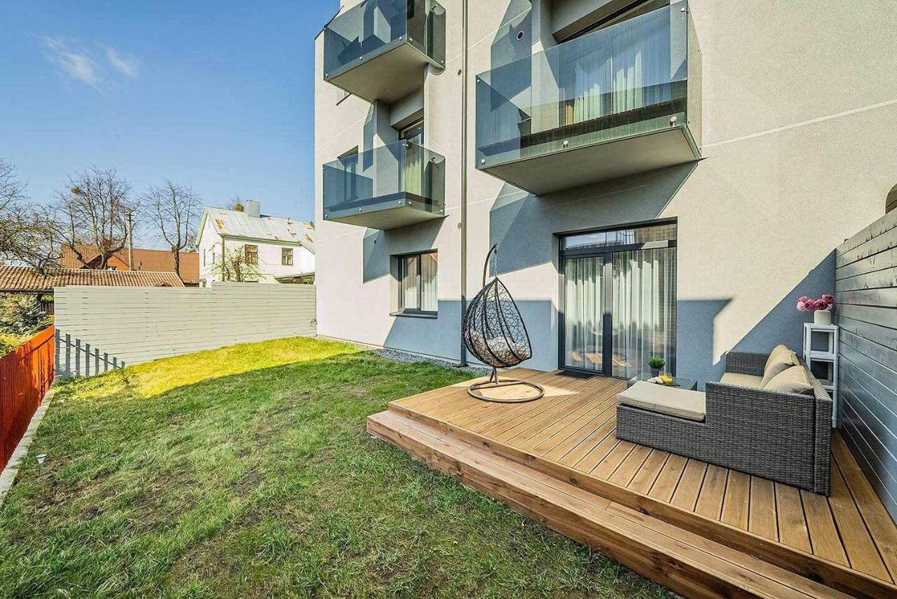 Lovely Apartment With Private Terrace By Urban Rent Kaunas Exteriör bild