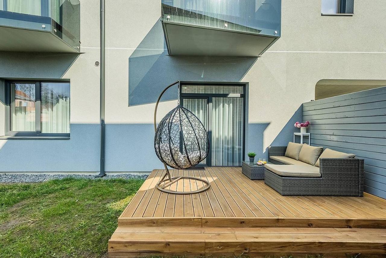 Lovely Apartment With Private Terrace By Urban Rent Kaunas Exteriör bild